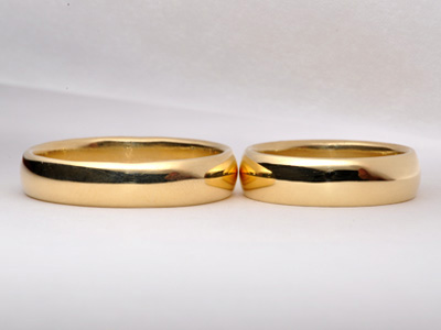 18k Yellow Gold Wedding Rings